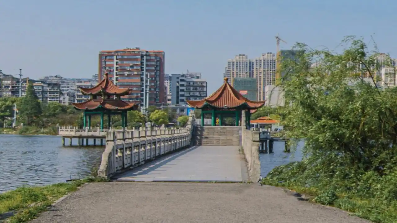 湖心亭