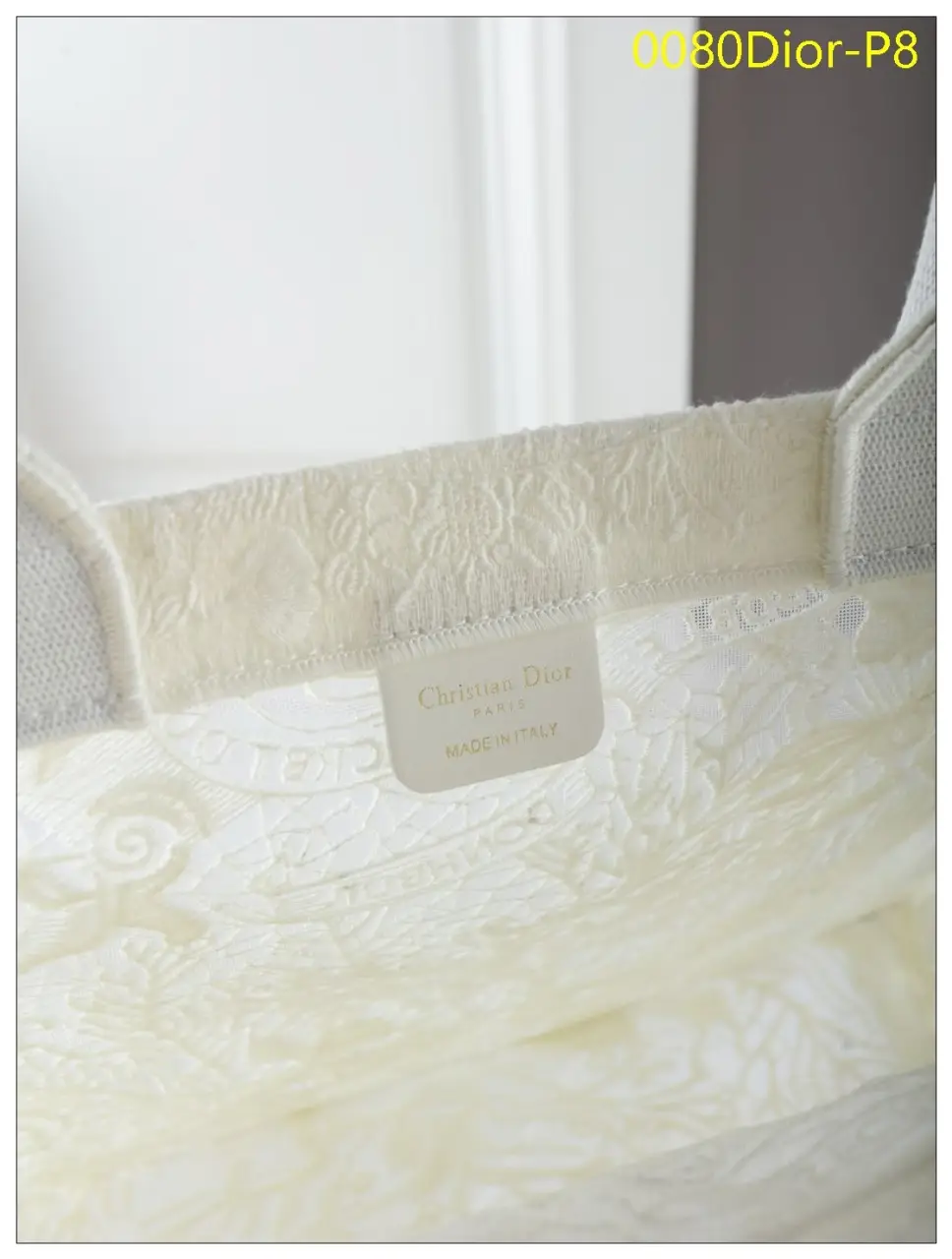 0080Dior P8