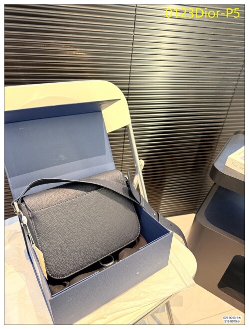 0123Dior P5