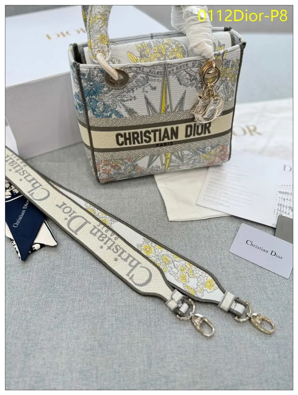 0112Dior P8