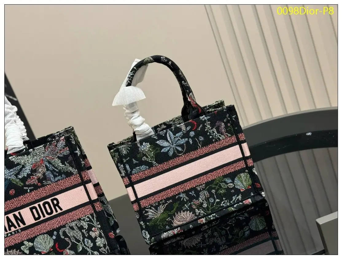 0098Dior P8