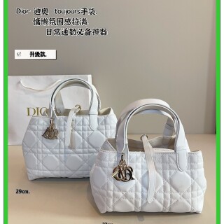 3dcf25c42aefcee643450f4e13016714