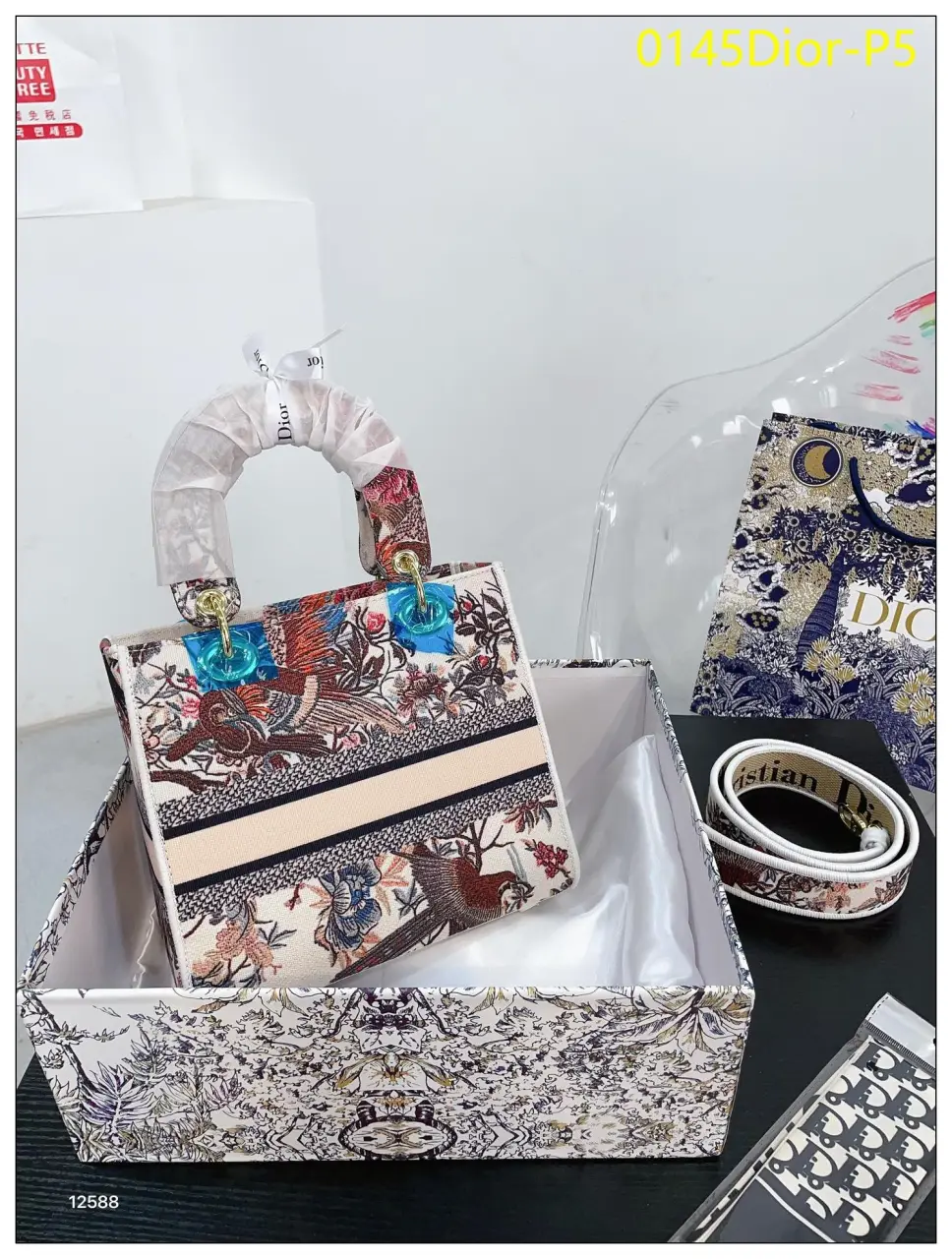 0145Dior P5