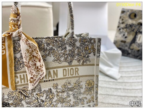 0150Dior P4