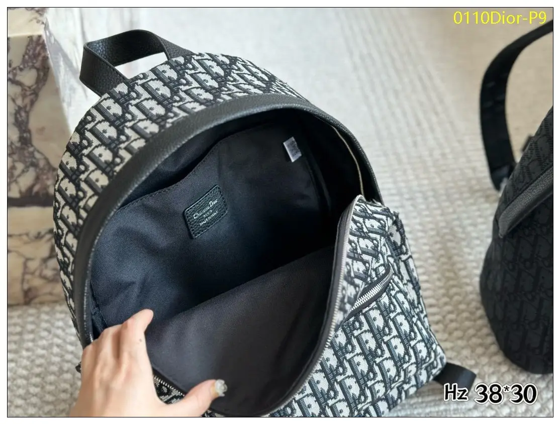 0110Dior P9