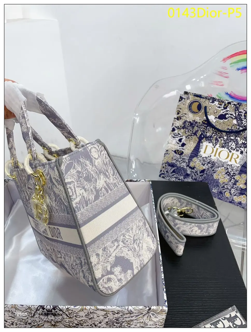 0143Dior P5