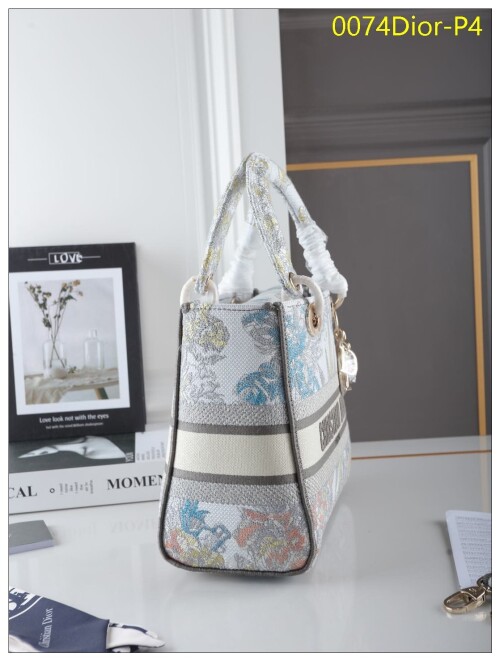0074Dior P4