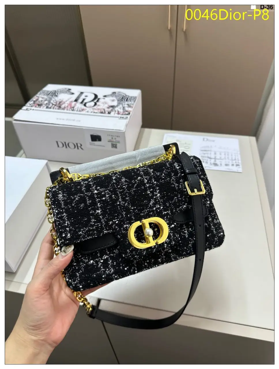 0046Dior P8