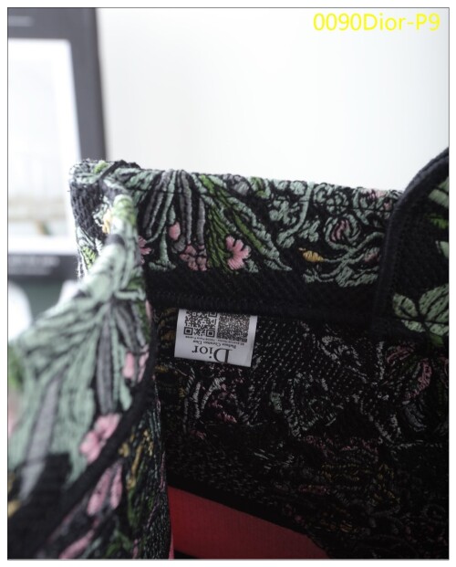 0090Dior P9