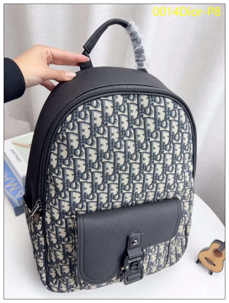 0014Dior P8