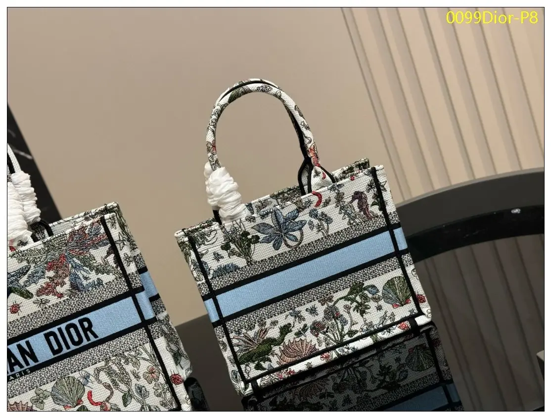 0099Dior P8