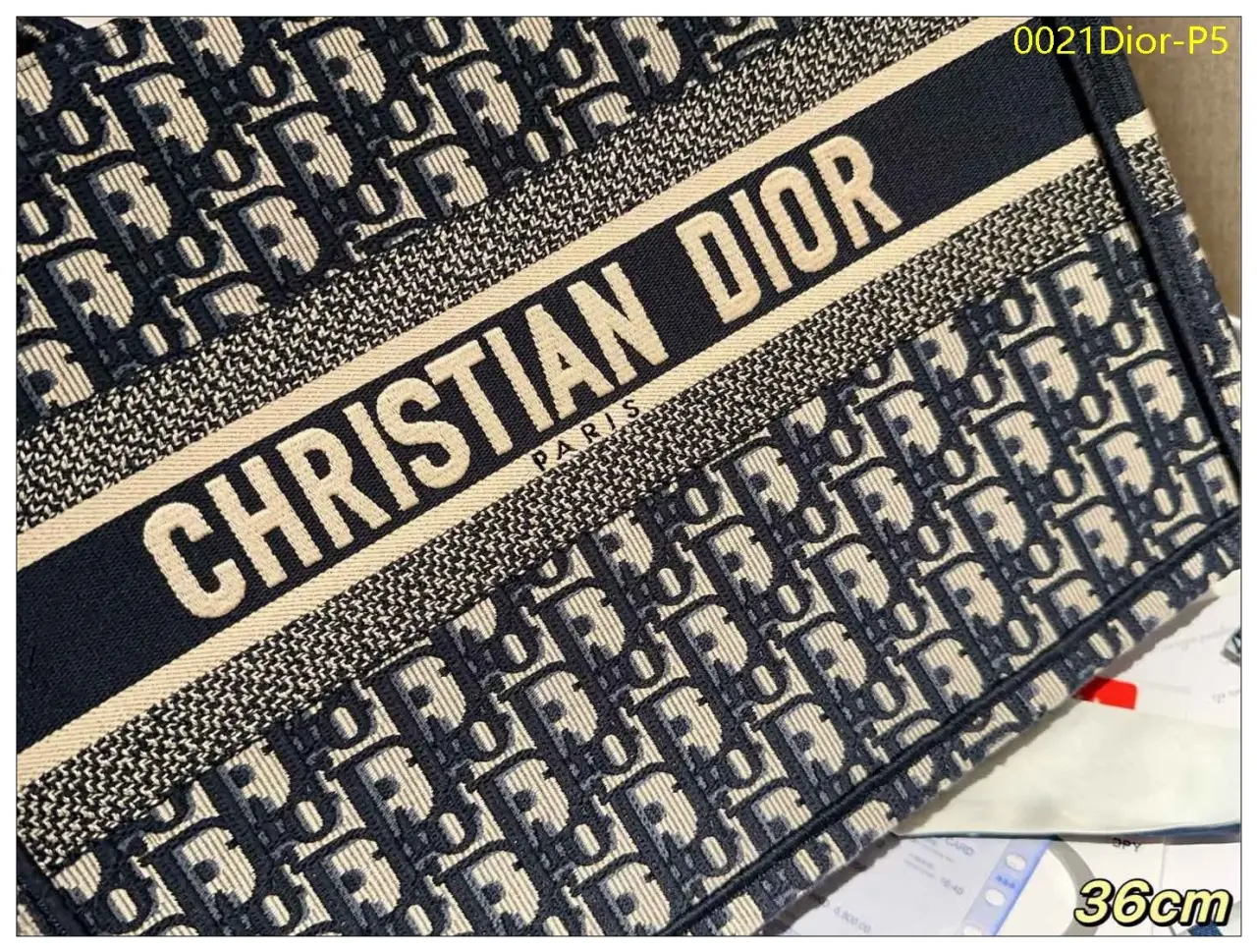 0021Dior P5